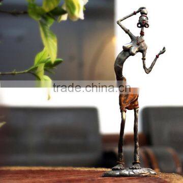 2015 New arrival Home decor metal African figurine