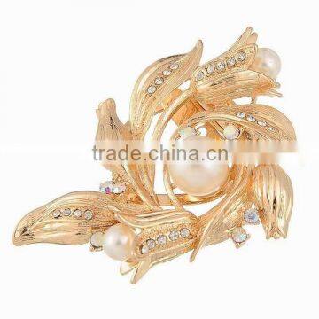 wholesale crystal wedding brooches in bulk for women