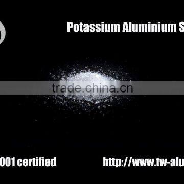 99.9% High Quality Alum Deodorant Crystal Potassium Aluminium Sulfate photo-2
