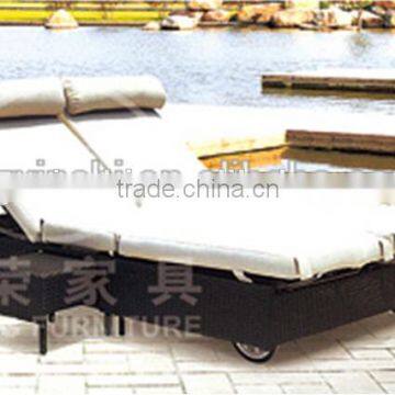Swimming Pool Furniture double bed with cushion