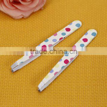 Colorful Round Tip Shape Cover Eyebrow Tweezer in Beauty Salon photo-6