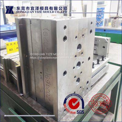 High Precision Plastic Injection Mold for PA66+30GF Blue Moving Contact Holder Suppliers Solution photo-2