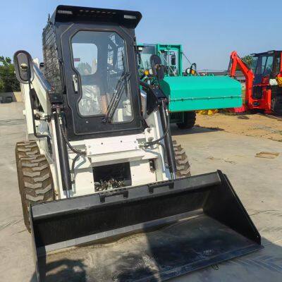 The Luda 55 Skid Loader is Suitable for Turning Around and Steering in Narrow Spaces for Loading and Unloading Operations. photo-2