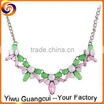 2015 short style acrylic flower necklace