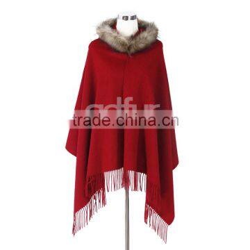 QD30362 New Design Women Shawl With Raccoon Dog Trim Hoody
