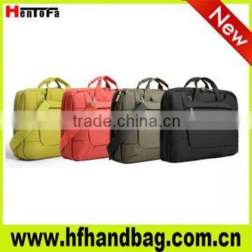 New delicate and colorful pictures of laptop bag