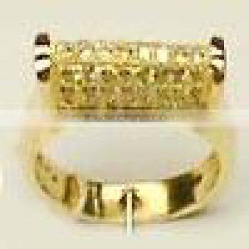 Gold Ring With Diamonds