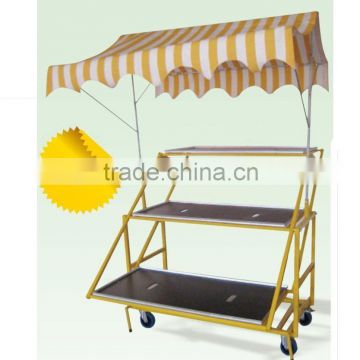 SHOW004 trolley