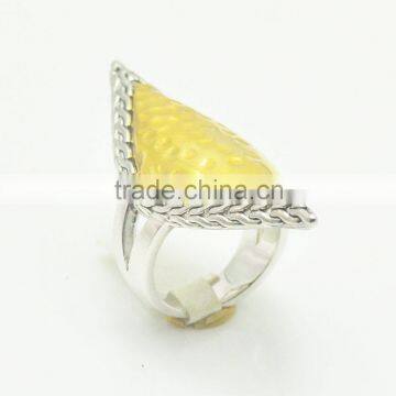 2014 Fashion Two Tone Plated Hammered Ring Design