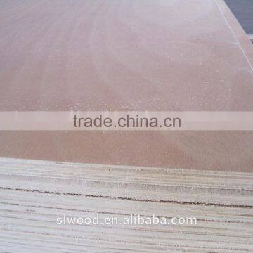 1220X2440mm Okoume plywood sheets, poplar core E1 E0 glue Commercial Plywood