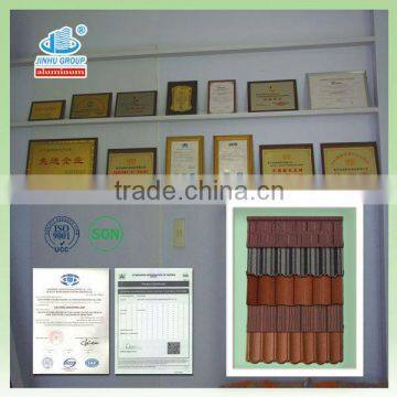 Interlocking roof tile