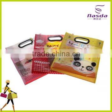 Colorful laminated non woven ultrasonic bag with bear printed