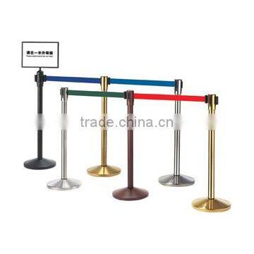 LG-M retractable queue stand