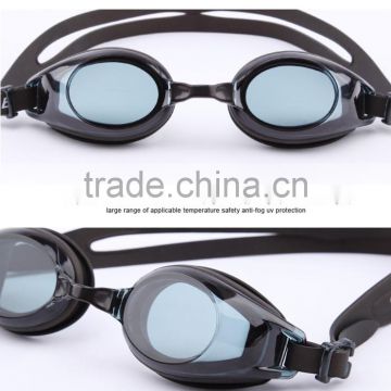 Adult age group and rubber silicone swimming goggles