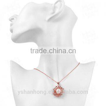 Natural Pearl Inlaid Rose Gold Pendant Necklace photo-5