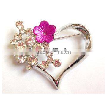 New arrival Clear Rhinestone crystal epoxy red flower heart brooche pins for girl or Women