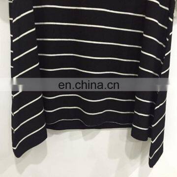 Bud Silk Joining Together Lady's T-shirt Sleeve in Black and White Stripes photo-4
