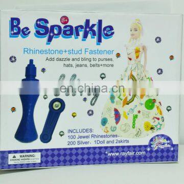 DIY painting sparkle fashion doll for kids with color markers