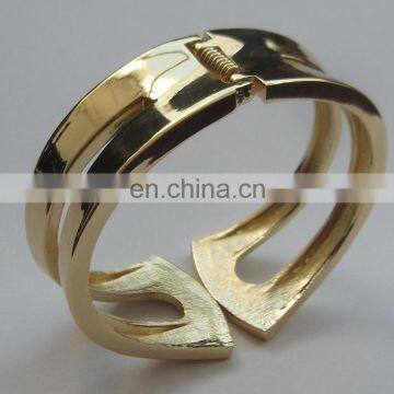 Low Price High Quality Custom Beautiful Bracelet/Hand Catenary photo-3