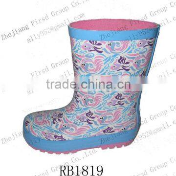 2013 kids' pretty rubber rain boots with cute fish pattern