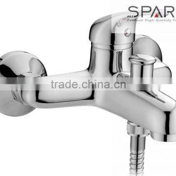 Single Handle Hot and Cold Bathtub Brass Faucet photo-2