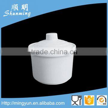 Lidded plastic melamine cup