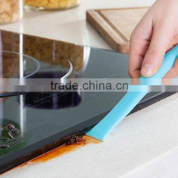 Kitchen decontamination double-end scraper /can opener
