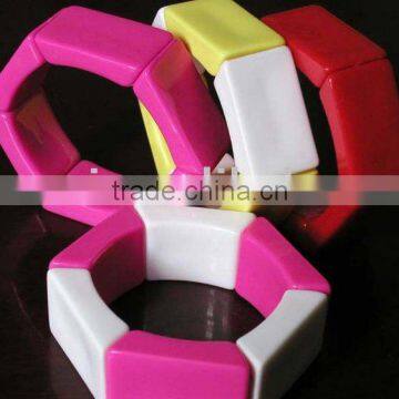 fashion bangle