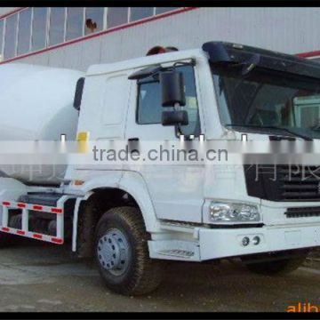 HOWO SINOTRUK concrete pump mixer truck