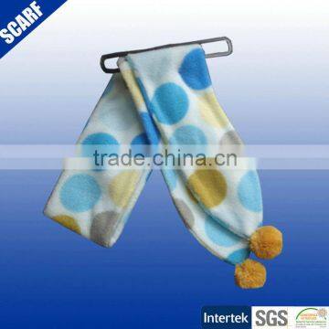 Stylish cheap promotion soft printed polar fleece scarf with pompons