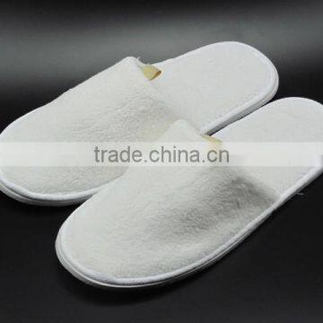 Luxury and enviromental coral fleece travel slippers with pouch