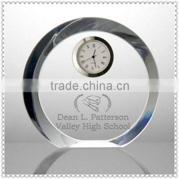 Stand Crystal Round Engraved Clocks For Graduation Souvenir