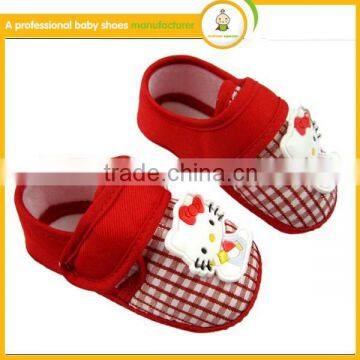 2016hot sale baby first step shoes newborn lovely pattern safety baby crib shoes