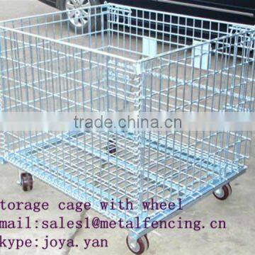 Storage cage with wheel