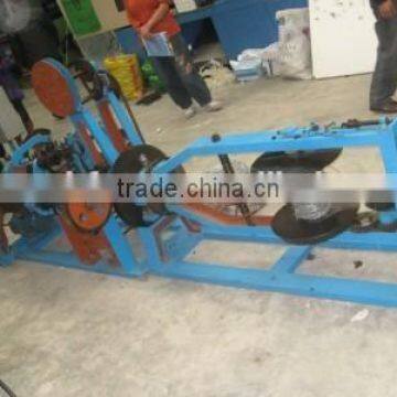 High Quality Full Automatic Double Twisted Barbed Wire Machine photo-4