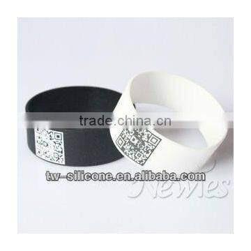 silicone customized qr code bracelet