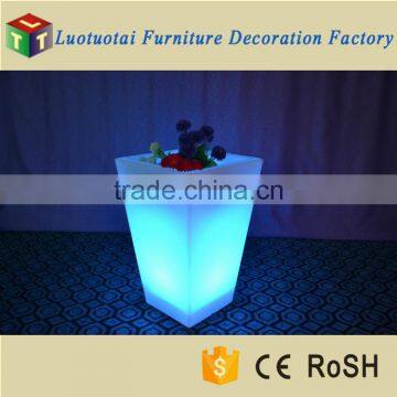 Waterproof Outdoor Garden Use Illuminated LED Square Planter Pot With Battery Operated photo-4