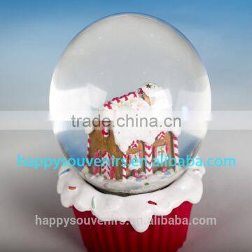 Beautiful 3D Snow Resin House With Red Base Christmas Gifts Snow Globe Diameter 65mm photo-5