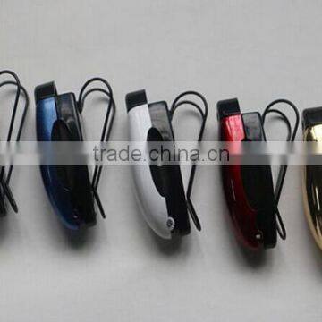 Printed Logo Sunglasses Clip Holder photo-6