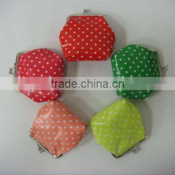 Promotional stylish printed poko dot clasp small silk/PVC backing coin purse with cheap price for girls