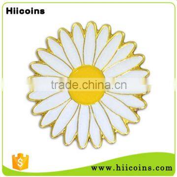 Golden Plated Metal Hard enamel Daisy Flower Lapel pin