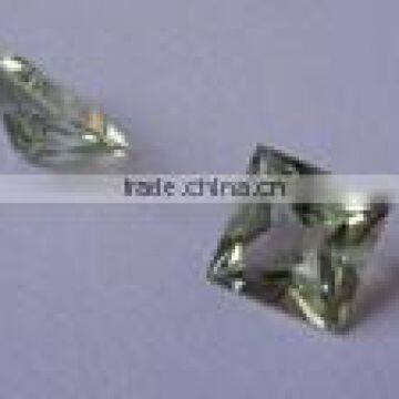 Princess cut Green Amethyst 10mm