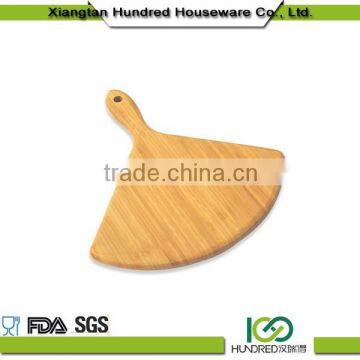 Natural and durable new design bamboo cutting board set