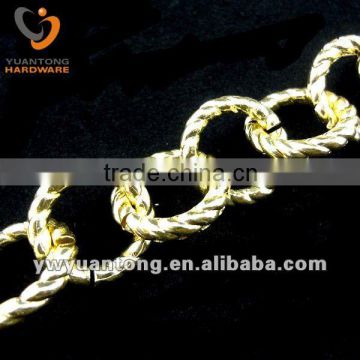 o shape twisted line surface chain