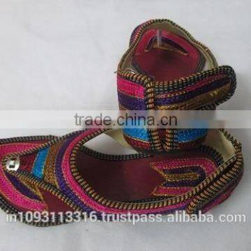 indian women juti/ shoes/mojri