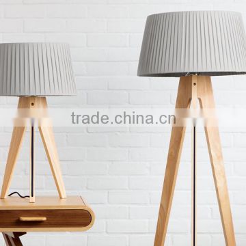 Modern Hotel Tripod Table/ Floor Lights 3 Legs Wooden Table / Floor Lamps