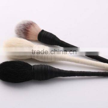 Bonvatt 2017 New Professional Powder Nature Goat Hair Brush Blush Blusher Brush Handmade Rattan Makeup Cosmetic Tool