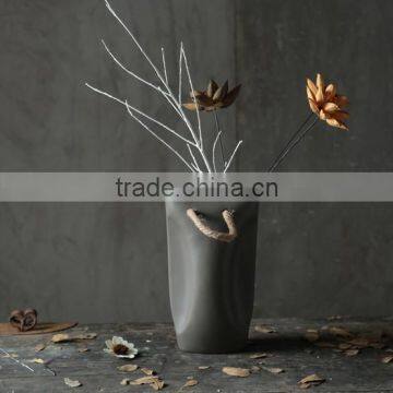 Ceremic Modern Design Bag Shape Flower Vase photo-2
