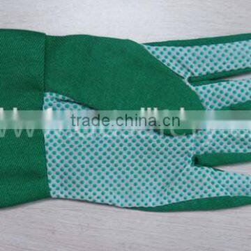 Green Gardening Worker Gloves
