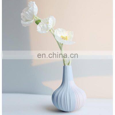 Популярные флореры. Маленькие вазы для аромотерапии. Ваза из бело-синих фарфоровых изделий. Керамическая ваза Keramikvase для украшения дома photo-4